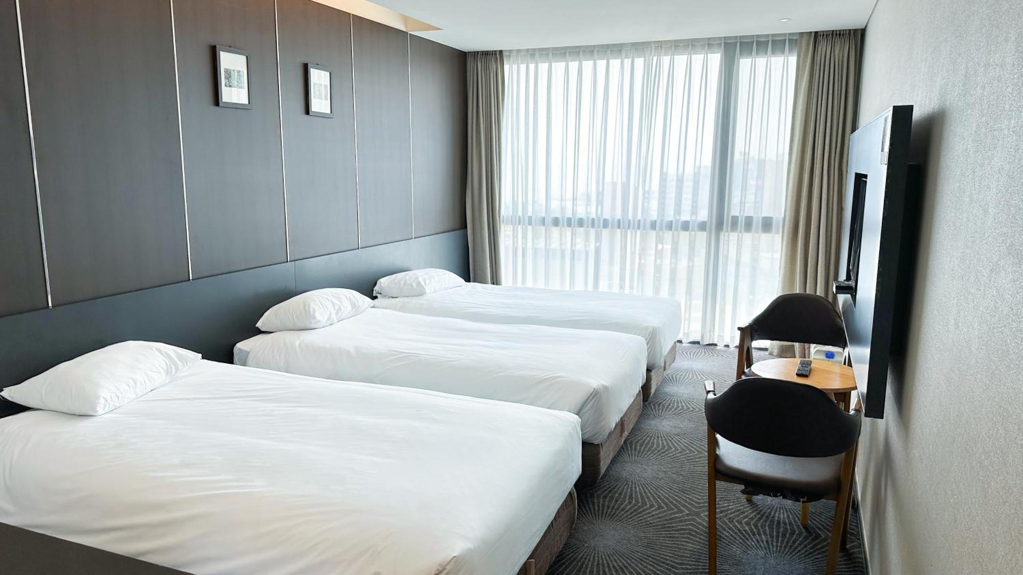 Golden Daisy Hotel Seogwipo Exterior photo